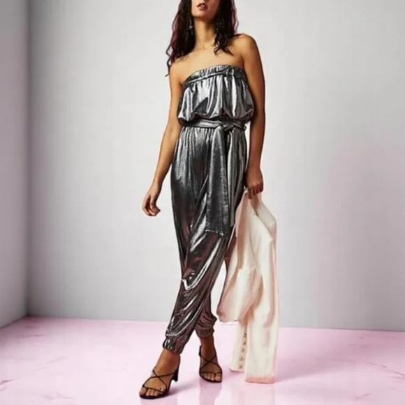 ELLIATT MAYAH STRAPPLES SHIMMER JUMPSUIT SIDE POCKETS RETRO-INSPIRED SIZE SMALL - Picture 1 of 16